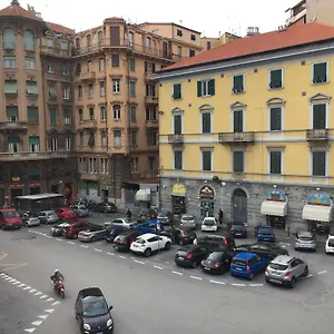 Due Papi 3*, Savona Italië